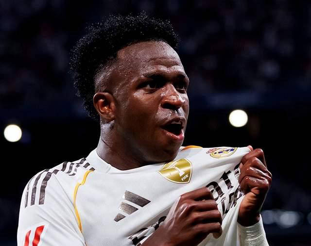 凌晨4点开战 皇马九将缺阵姆巴佩领衔 贡萨洛挑大梁冲击西甲十球大关